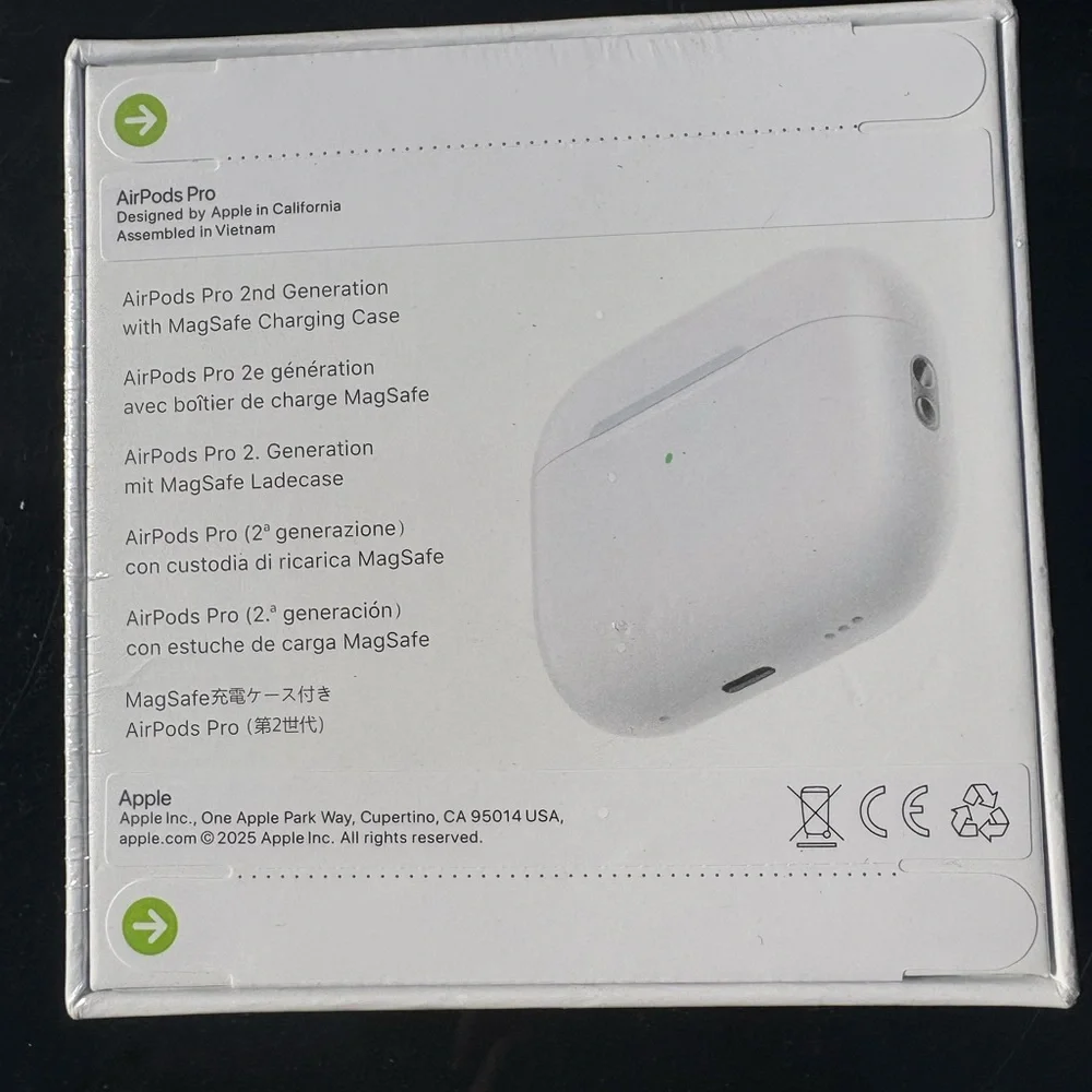Apple AirPods Pro Wireless Earbuds - White